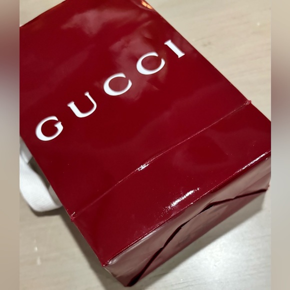 Gucci Burgundy Gift Bag with White Handle - Picture 3 of 5